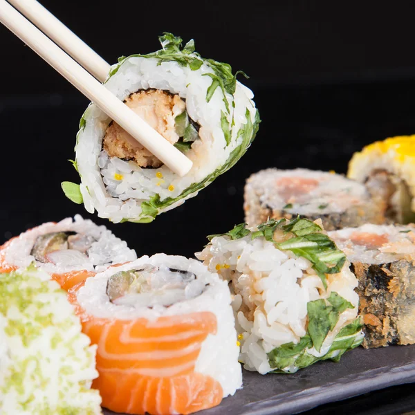 Delicioso conjunto de sushi — Fotografia de Stock