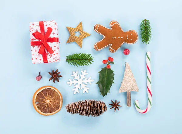 Kerst Diverse Decoraties Pastel Kleur Achtergrond Bovenaanzicht — Stockfoto