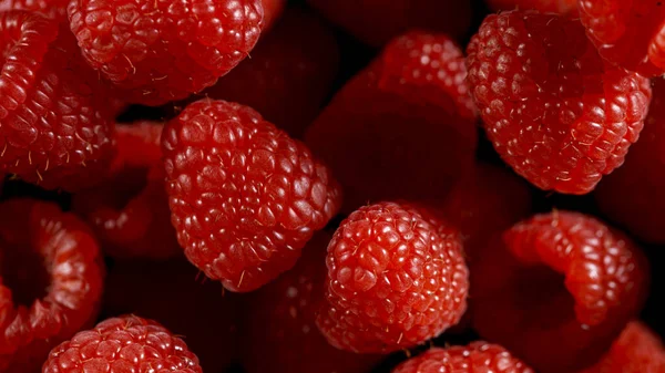 Freeze Motion Detail Shot of Flying Raspberries — Stock Photo, Image