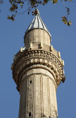 antik minare