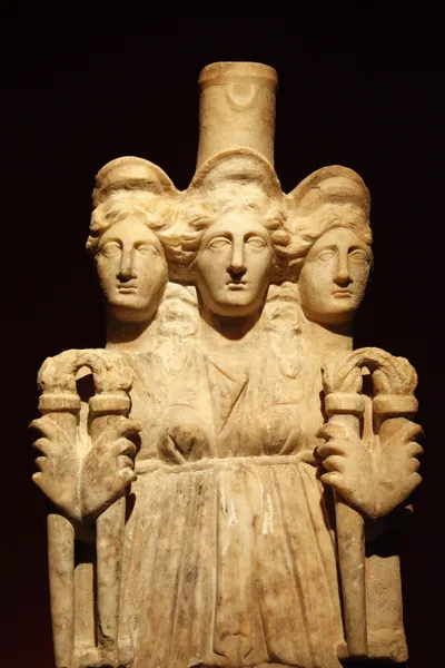 Hecate goddess antique sculpture — Stock Photo, Image