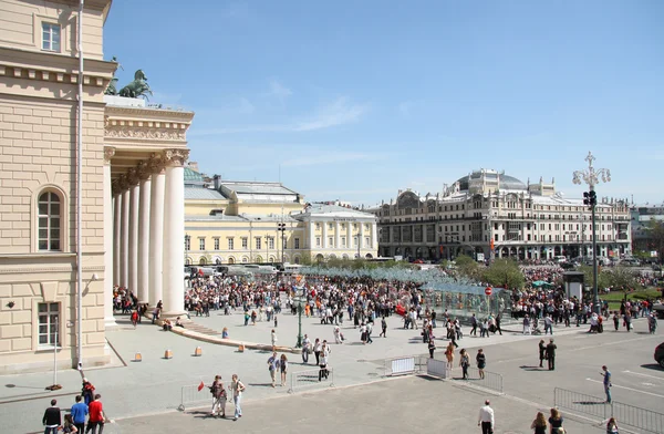 Театр (Театральна) площі в Москві в день перемоги — стокове фото