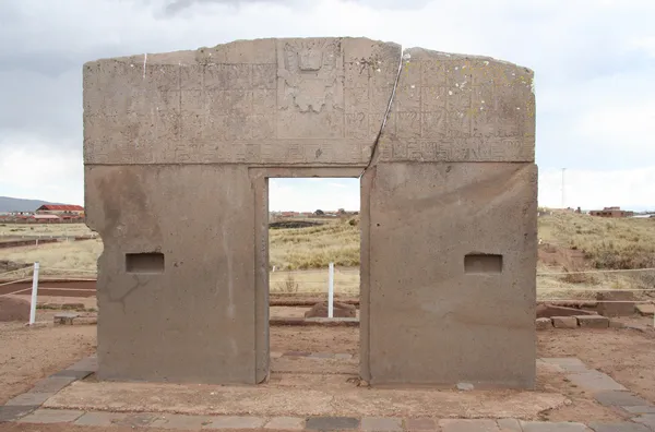 Utfärda utegångsförbud för av solen, tiwanaku, bolivia — Stockfoto