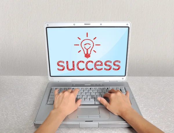 Laptop con successo — Foto Stock