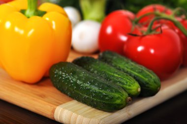 biber, salatalık ve domates