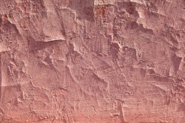 kırmızı duvar dokusu çatlaklar ve boyasını düşüyor