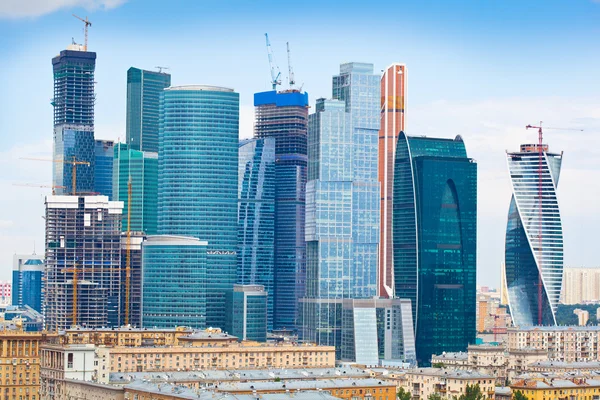 Nézd a felhőkarcolók nemzetközi üzleti központ, Moszkva, Oroszország — Stock Fotó