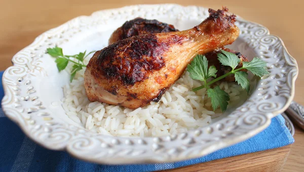 Grilled chicken leg with rice — Stock Photo, Image