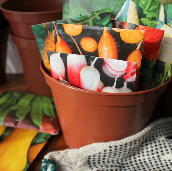 pot ve tohum paketlerinde