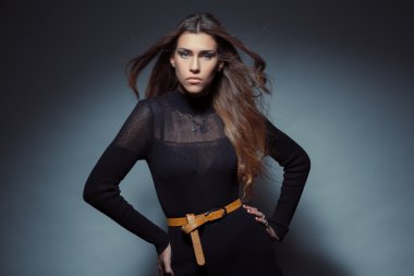 Glamour kadınlara bakmak için kamera