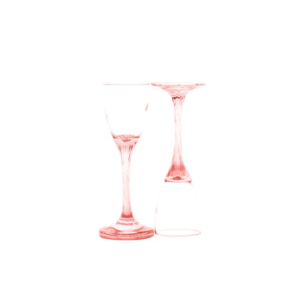 Dwa puste kieliszki do wina na białym tle — Zdjęcie stockowe