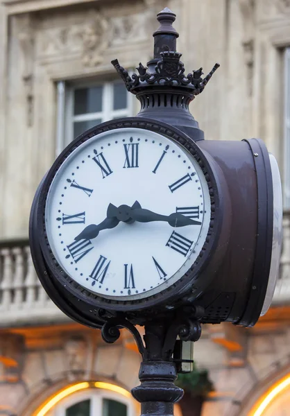 Uhr — Stockfoto