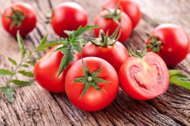 korunması için otlar ile pişmiş domates,
