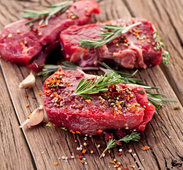 Bife de bovino . — Fotografia de Stock