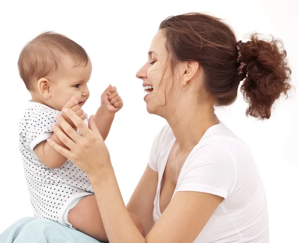 7 monthes bebê brincando com sua mãe . — Fotografia de Stock