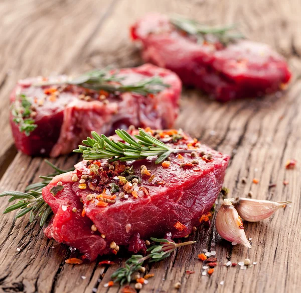 Bife de bovino . — Fotografia de Stock