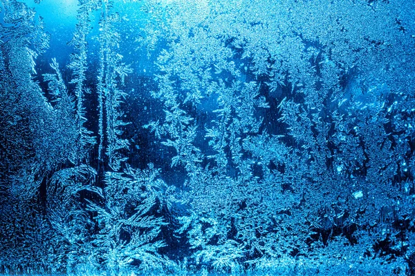Hermosos Patrones Heladas Azules Ventana Congelada Como Símbolo Maravilla Navidad —  Fotos de Stock