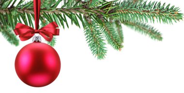 Kırmızı kurdeleli kırmızı Noel balosu Noel ya da yeni yıl gizeminin sembolü olarak Noel ağacı dalında bulunmaktadır. Dosya içeriği kırpma yolu.