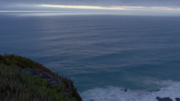 Hermoso Panorama Nocturno Oscuro Océano Atlántico Cabo Roca Portugal Punto — Vídeo de stock