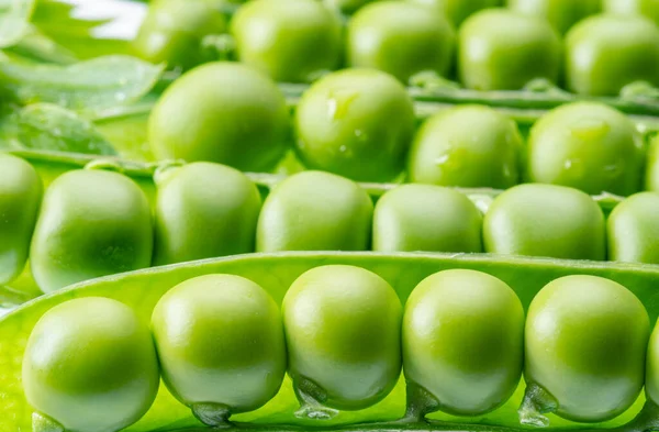 Dokonalý Zelený Hrášek Hrachových Luskách Zblízka Pozadí Potravin — Stock fotografie