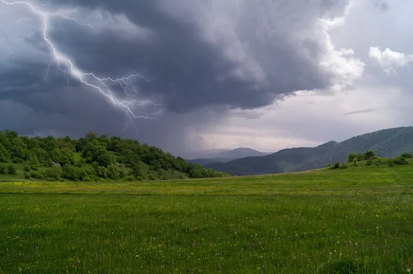 Paesaggio fulmine — Foto Stock