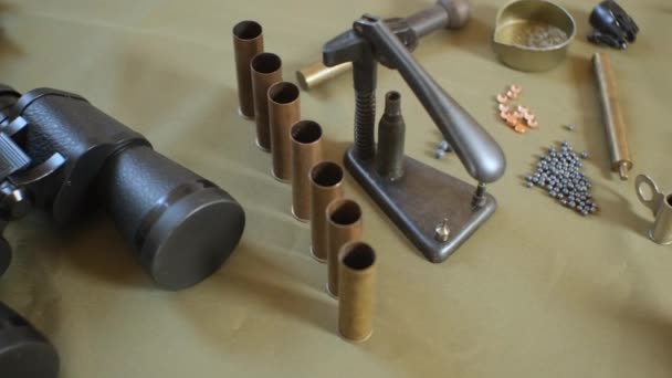 Accessories Shotgun Cartridges Reloading Gun Primers Shells Gunpowder Cartridges Scales — Vídeo de Stock