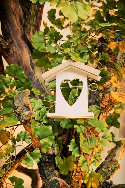 Diy flower garden fence | Flower garden birdhouses on a rustic fence