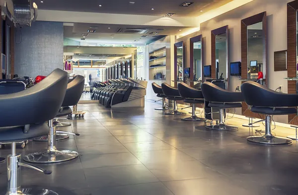 Salão de cabeleireiro moderno — Fotografia de Stock