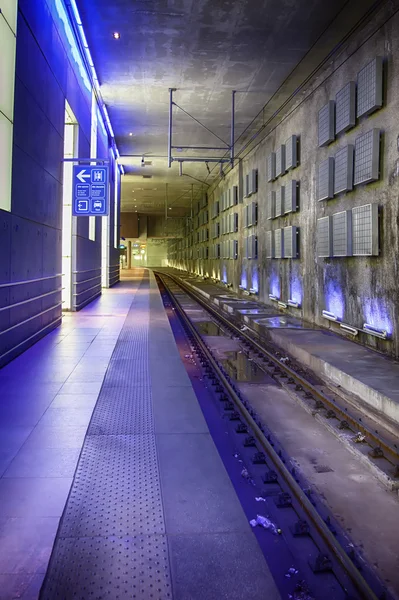 Train platform by Antwerpen — Stock Photo, Image