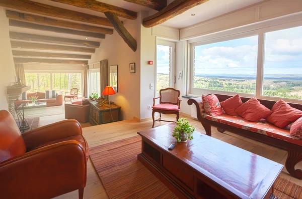 Living room in countryside villa — Stock Photo, Image