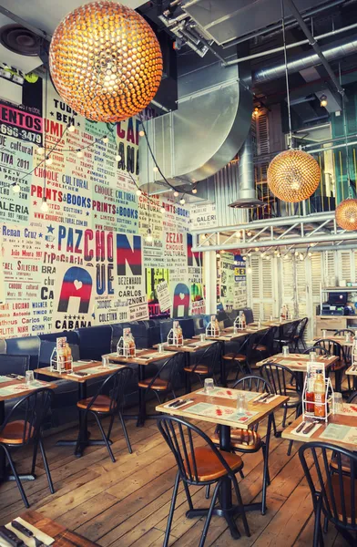 Restaurante mexicano em estilo contemporâneo — Fotografia de Stock