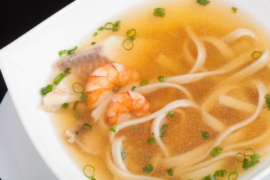 Japon çorba, stüdyo vurdu