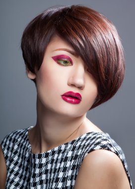 seksi güzel kısa saçlı genç kız closeup portresi