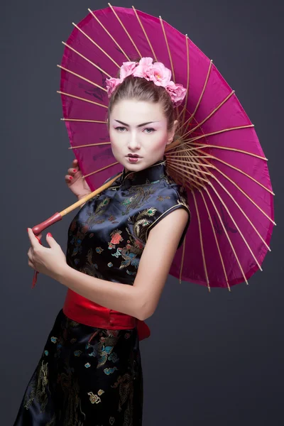Fashion geisha in studio — Stock Photo, Image