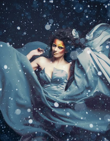 Reina de la nieve, retrato creativo de primer plano — Foto de Stock