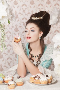 Cupcake eski moda seksi kadınla