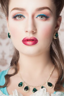 Eski moda seksi kadın.
