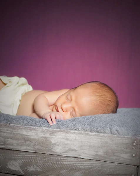 美丽睡着新生的婴儿 — 图库照片