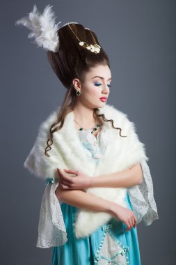 kürk cape eski moda seksi kadınla