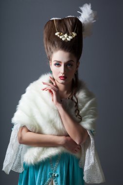 kürk cape eski moda seksi kadınla