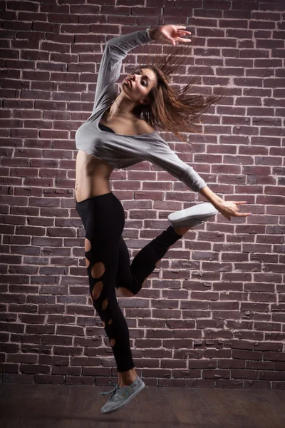 Beautiful modern ballet dancer — Stock Photo, Image