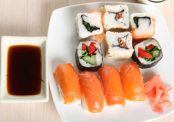 Japonské sushi jídlo — Stock fotografie