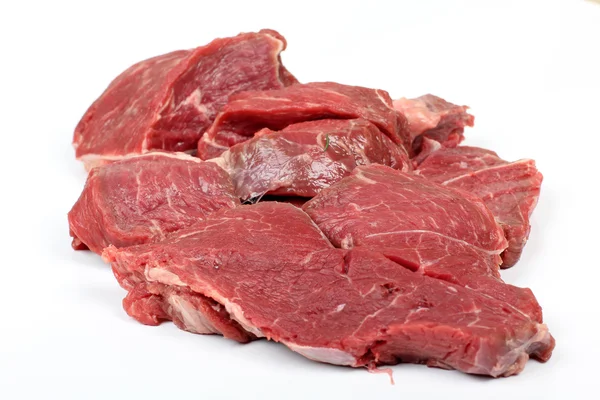 Сире м'ясо на білому — стокове фото