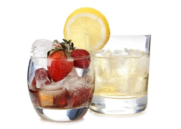 Lemon and strawberries cocktail — Stock Photo, Image