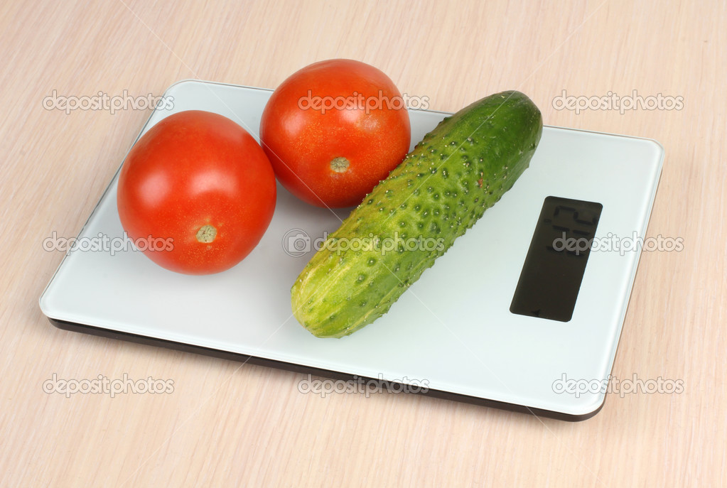 Tomatos on scales
