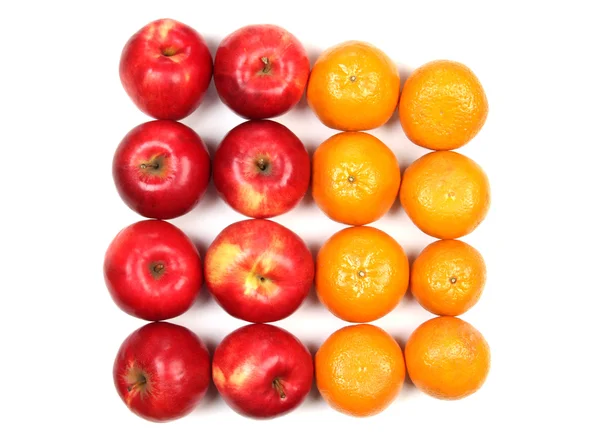 Mandarin och äpple staplade — Stockfoto