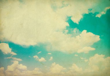 Mavi gökyüzündeki bulutlar