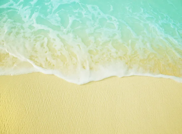 Meereswelle Sonnigen Sandstrand — Stockfoto