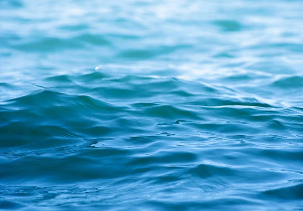 青い海の水の背景の質感 — ストック写真