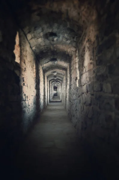 Antiguo Túnel Abandonado Bodega Subterránea —  Fotos de Stock